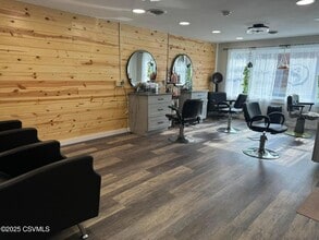 17 Bound Ave in Milton, PA - Building Photo - Building Photo