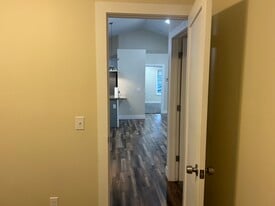 223 Winter St in Battle Creek, MI - Building Photo