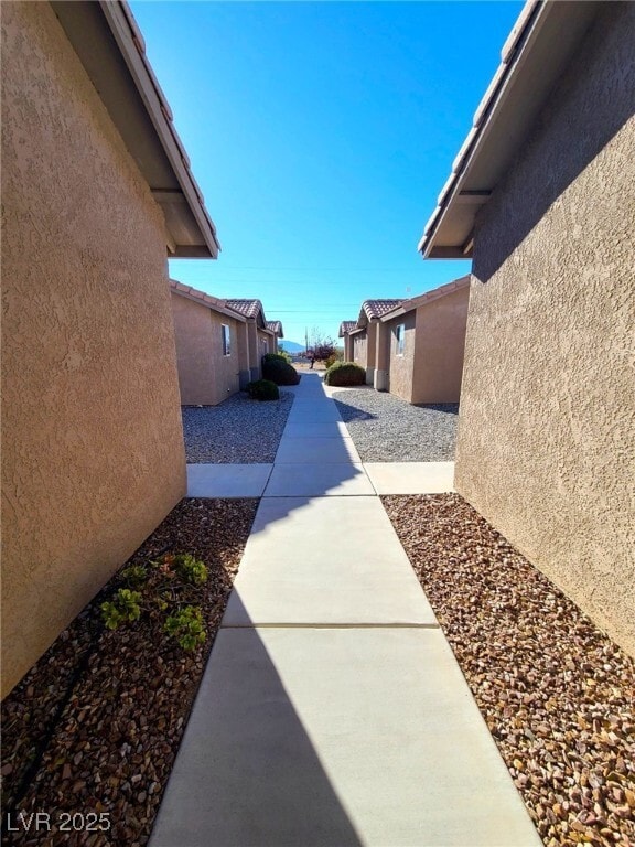 1360 Pocahontas Ave in Pahrump, NV - Foto de edificio - Building Photo