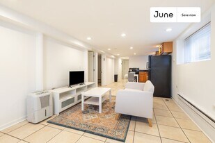 1841 N Mozart St in Chicago, IL - Building Photo