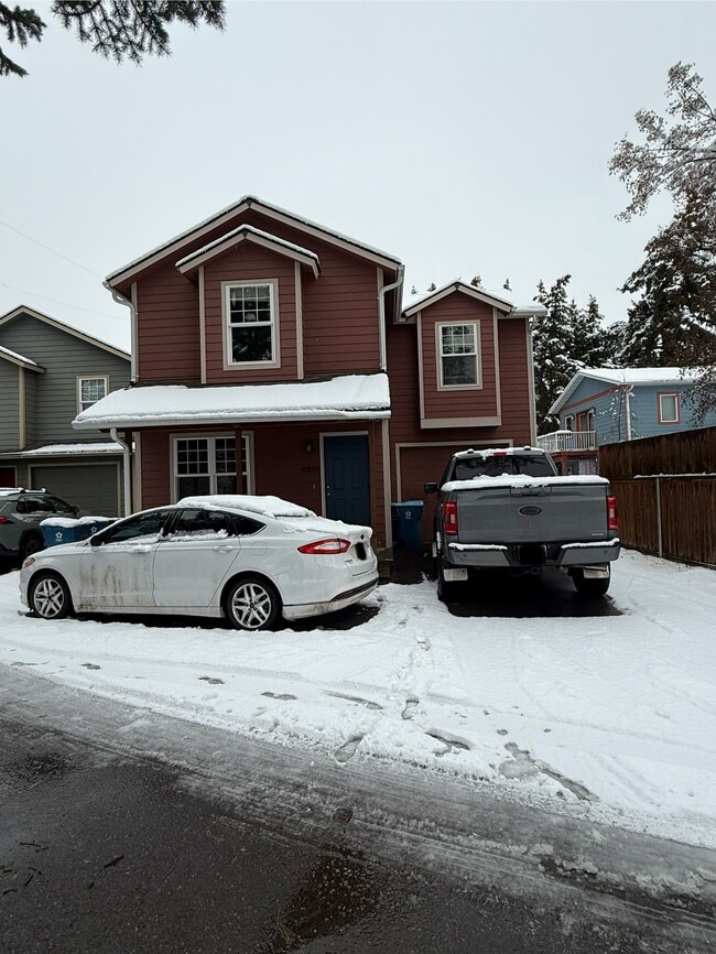 property at 2207 S 10th St W