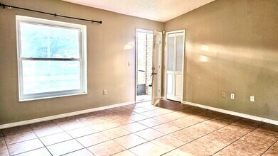 1371 Melshire Ave in Deltona, FL - Building Photo - Building Photo