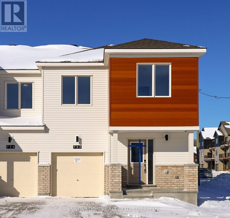 732 Tincture Pl in Ottawa, ON - Building Photo