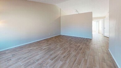 1055 N Recker Rd in Mesa, AZ - Building Photo - Building Photo