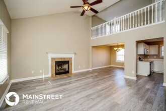 1139 Deansway Dr in Pataskala, OH - Foto de edificio - Building Photo