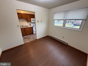 114 W Vine St in Shiremanstown, PA - Building Photo - Building Photo