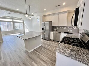 5164 Andes Way in Denver, CO - Building Photo - Building Photo