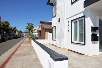 504 35th St in Newport Beach, CA - Building Photo - Building Photo