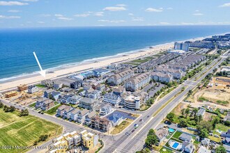 152 Ocean Blvd N in Long Branch, NJ - Building Photo - Building Photo