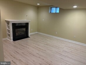 283 Fountayne Ln in Trenton, NJ - Building Photo - Building Photo