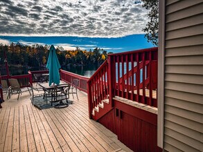 440 S Peninsula Ln in Gwinn, MI - Building Photo - Building Photo