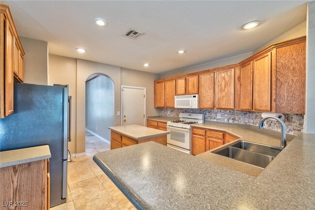 property at 201 Palmarosa St