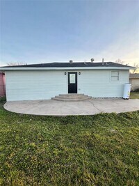 1818 Rosalee St photo'