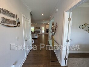 2211 Montebell View Dr in Fuquay Varina, NC - Building Photo - Building Photo