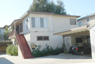 3126-3128 Rowena Ave in Los Angeles, CA - Building Photo - Building Photo