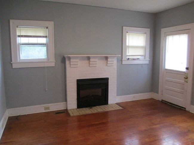 405 Jackson St in Roanoke Rapids, NC - Building Photo - Building Photo