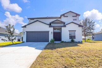 3300 NW 15th Ln in Cape Coral, FL - Building Photo - Building Photo