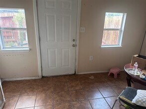 11136 Village Bend Ln in Houston, TX - Building Photo - Building Photo