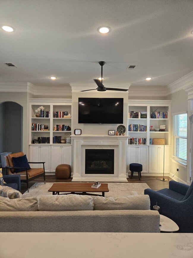 13812 E El Bonito Dr