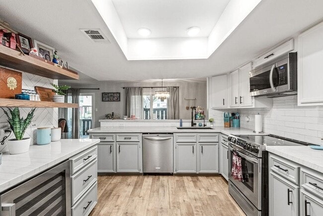 property at 5005 Georgi Ln