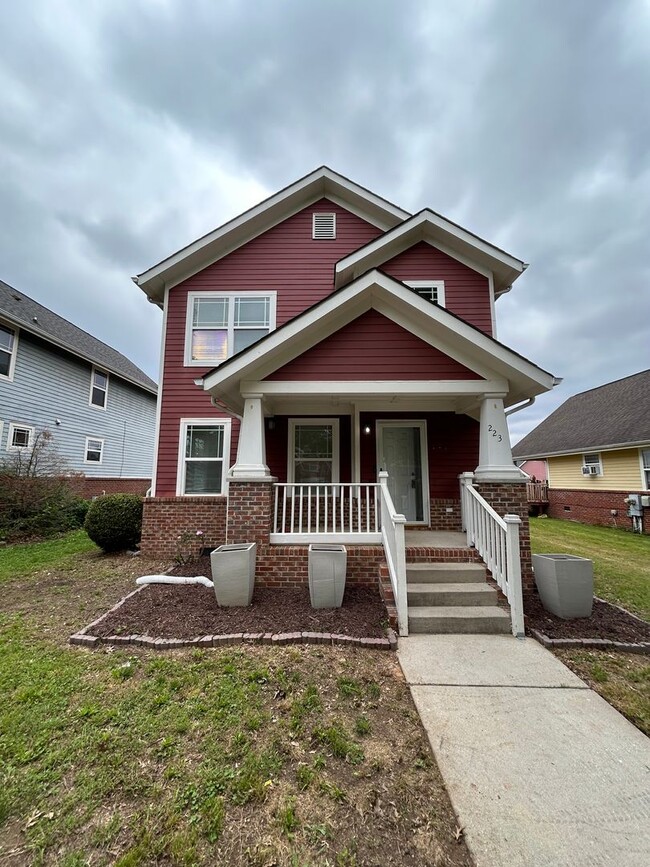 property at 223 W 37th St