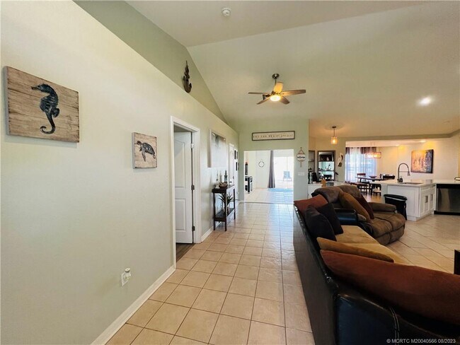 property at 1309 Carlton Ct