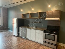 Hive@155 and Hive Andrews in Rochester, NY - Building Photo