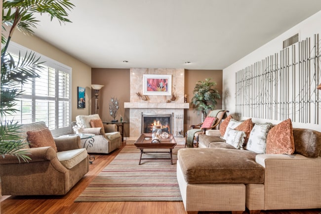 21111 Barbados Cir in Huntington Beach, CA - Building Photo - Building Photo