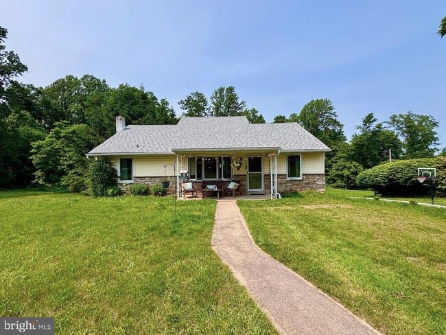 property at 847 Highspire Rd
