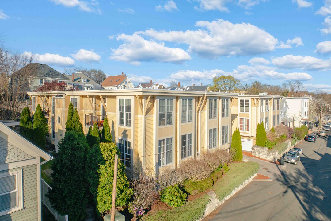 Osgood Lofts in Somerville, MA - Foto de edificio