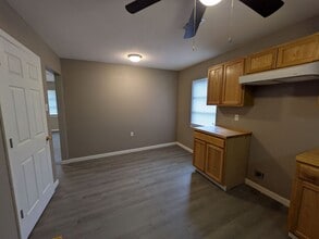 5251 Procter St in Port Arthur, TX - Building Photo - Building Photo