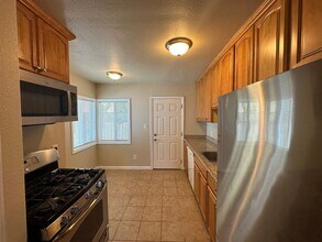 1480-1496 167th Ave in San Leandro, CA - Building Photo - Building Photo