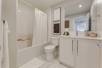 Atlas Apartments in Calgary, AB - Building Photo - Building Photo