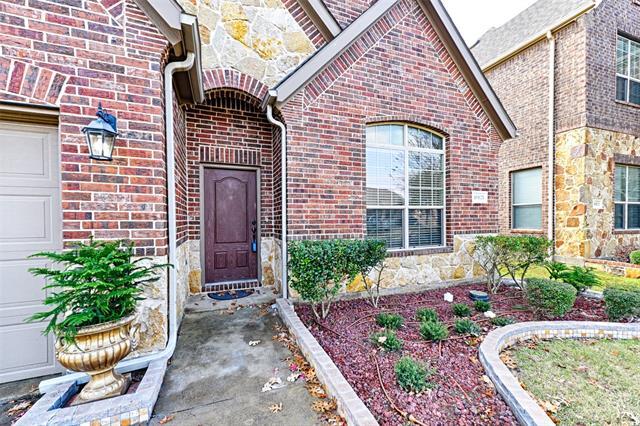 10121 Waterstone Way in McKinney, TX - Building Photo