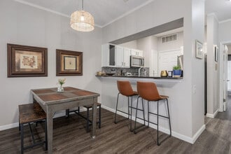 802 S 1st St in Austin, TX - Building Photo - Building Photo