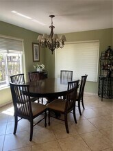 10420 SW 52nd St in Miami, FL - Building Photo - Building Photo