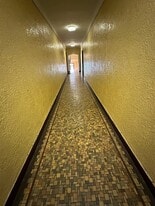 541 Bronx River Rd in Yonkers, NY - Building Photo