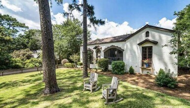 109 Gaston Ave in Fairhope, AL - Building Photo - Building Photo