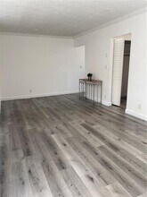 1019 NE 17th Terrace in Fort Lauderdale, FL - Building Photo - Building Photo