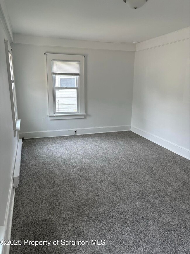 property at 1017 Main St