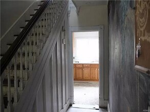 14 Wurts Ave in New Paltz, NY - Foto de edificio - Building Photo