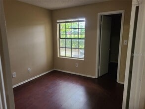 236 Afton Square in Altamonte Springs, FL - Building Photo - Building Photo
