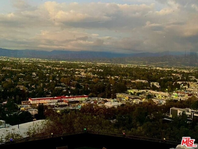 property at 3641 Sunswept Dr