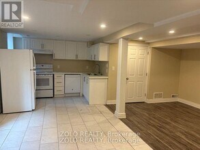 50 Dundalk Crescent in Brampton, ON - Building Photo - Building Photo