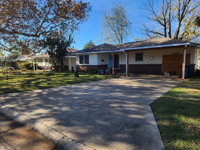 property at 3522 S Toledo Ave