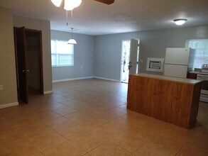 422 Rock Pit Rd-Unit -422 RP Unit B in Titusville, FL - Building Photo - Building Photo