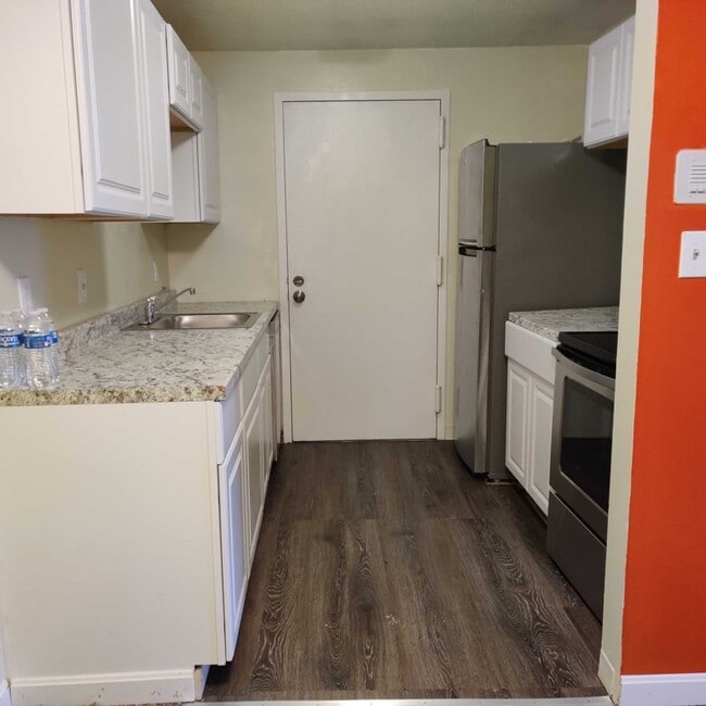 21 Village Rock Ln in Natick, MA - Building Photo - Building Photo