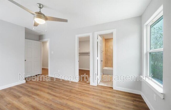 8715 Bertwood St in Houston, TX - Building Photo - Building Photo