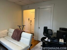 53 Fellsway W in Medford, MA - Building Photo