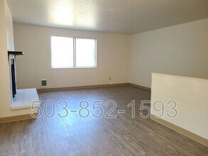 2326 21st Pl in Forest Grove, OR - Building Photo - Building Photo